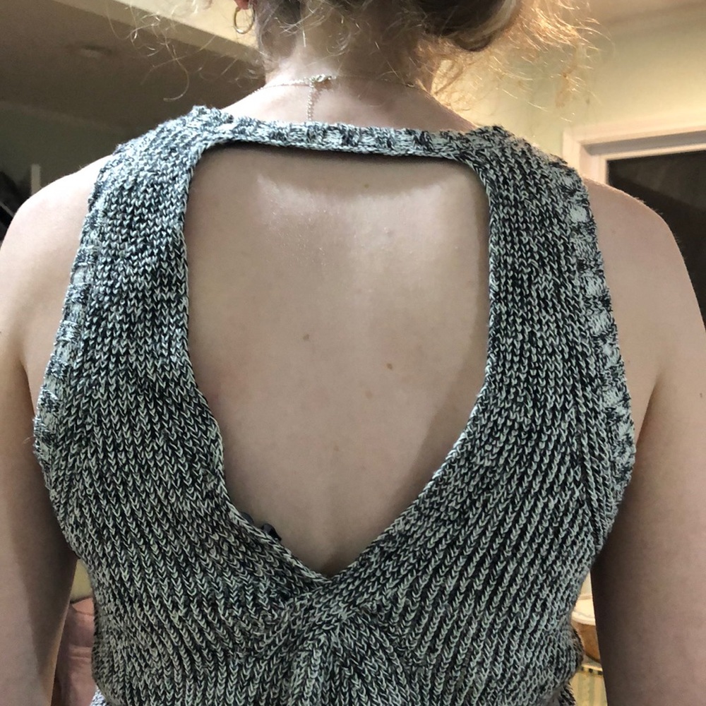 Theory Cable-Back Wool-Blend Shell - Picture 10 of 11